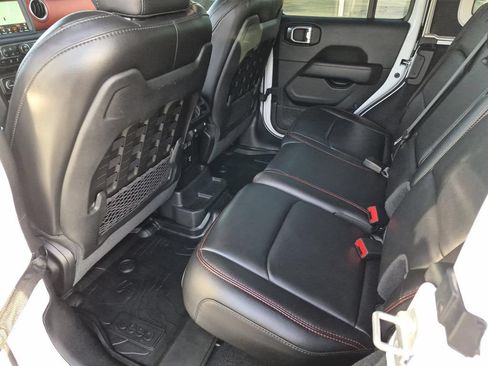 Used 2020 Jeep Wrangler Unlimited Rubicon AWD/4WD image 14