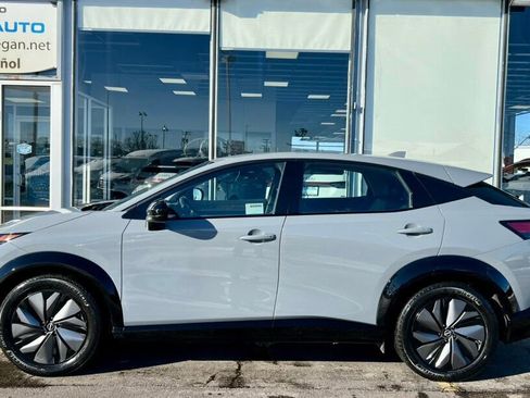 Used 2024 Nissan Ariya AWD image 2