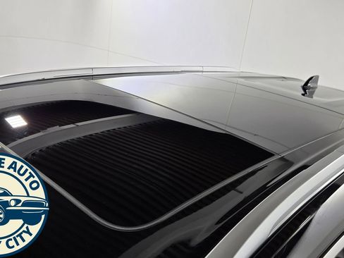 Used 2021 Nissan Rogue Platinum AWD/4WD image 10