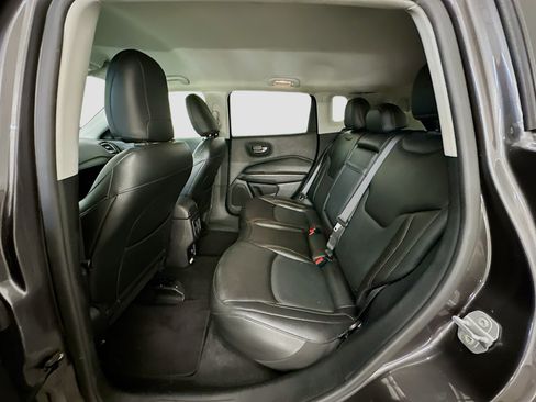 Used 2020 Jeep Compass Limited AWD/4WD image 28
