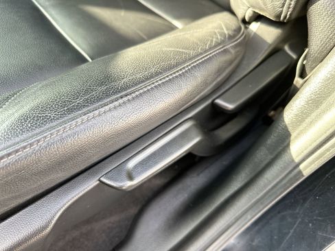 Used 2018 Honda HR-V EX-L image 12