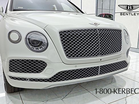 Used 2019 Bentley Bentayga image 10