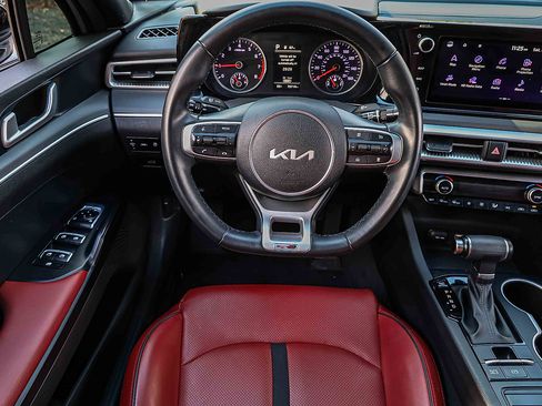 Used 2022 Kia K5 GT-Line w/ GT-Line FWD Premium Package image 17