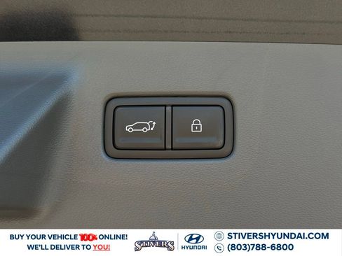 New 2026 Hyundai Santa Fe SE image 18