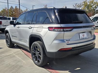 New 2025 Jeep Grand Cherokee Limited