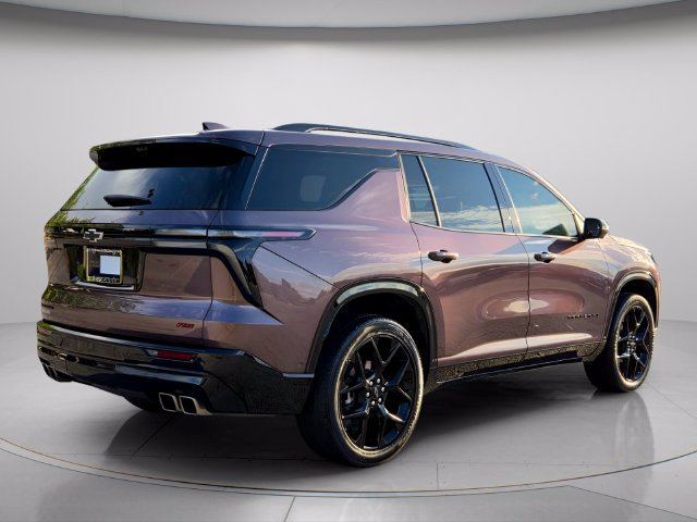 Used 2025 Chevrolet Traverse RS FWD image 7