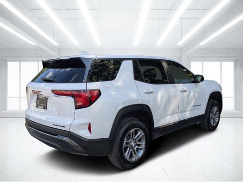 Used 2025 GMC Terrain Elevation FWD image 3