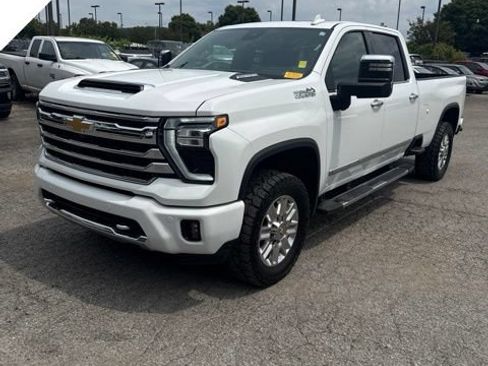 Used 2025 Chevrolet Silverado 3500 High Country w/ High Country Premium Package AWD/4WD image 1