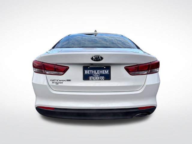 Used 2017 Kia Optima LX FWD image 4