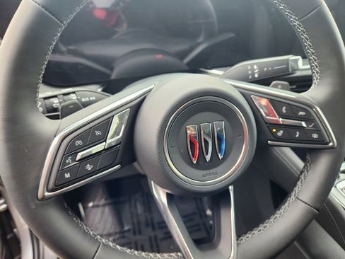 New 2026 Buick Envision Preferred image 17