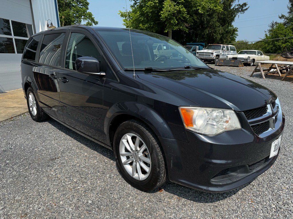 Used 2014 Dodge Grand Caravan SXT w/ Security Group FWD image 2