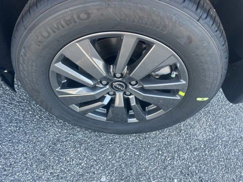 New 2026 Nissan Pathfinder SV image 30