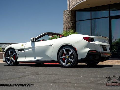 Used 2022 Ferrari Portofino M RWD image 6