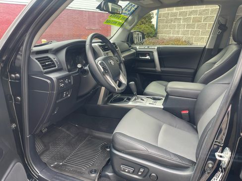 Used 2023 Toyota 4Runner SR5 Premium w/ Moonroof Package image 13