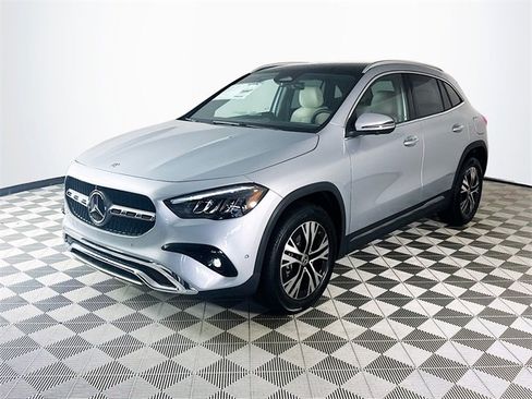 New 2026 Mercedes-Benz GLA 250 GLA 250 image 3