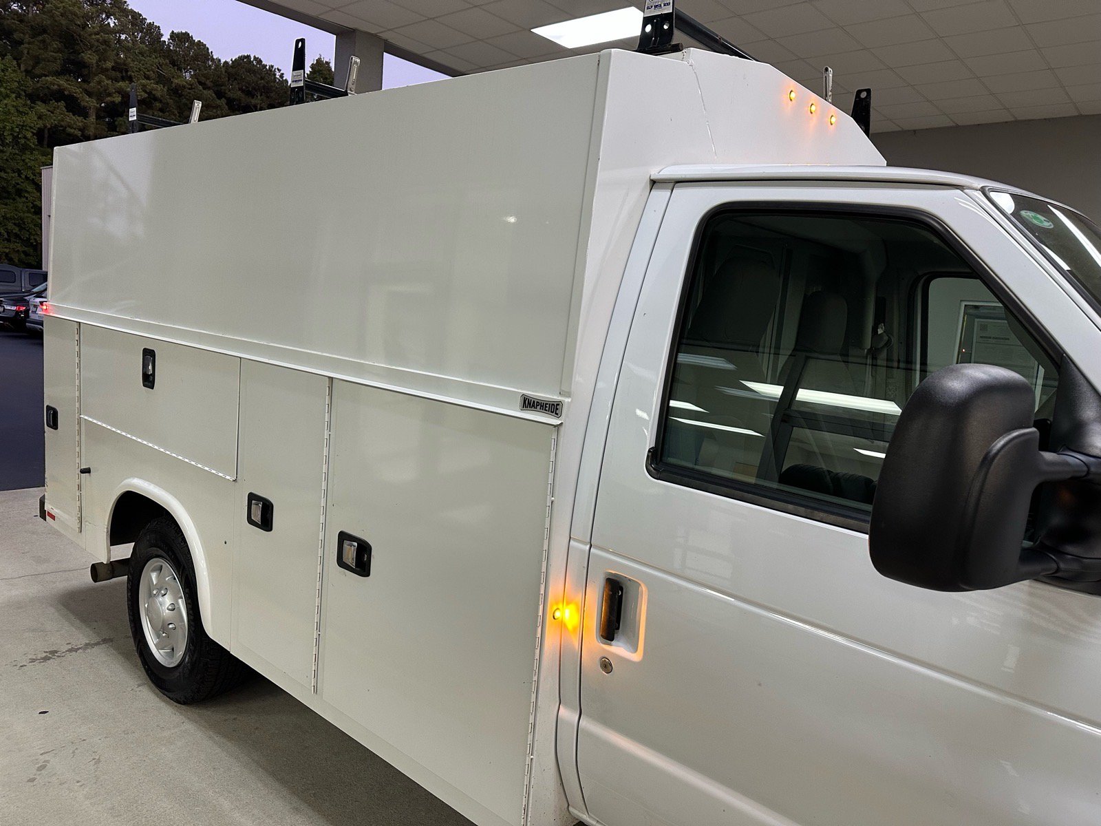 Certified 2024 Ford E-350 and Econoline 350 Super Duty w/ Power Windows & Locks Group RWD image 10