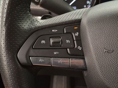 Used 2022 Cadillac XT4 Sport w/ LPO, Onyx Lite Package image 17