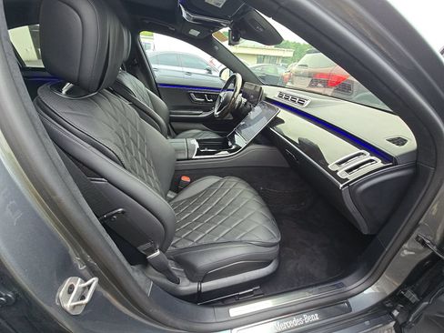 Used 2024 Mercedes-Benz S 580 4MATIC Sedan w/ Warmth & Comfort Package image 14
