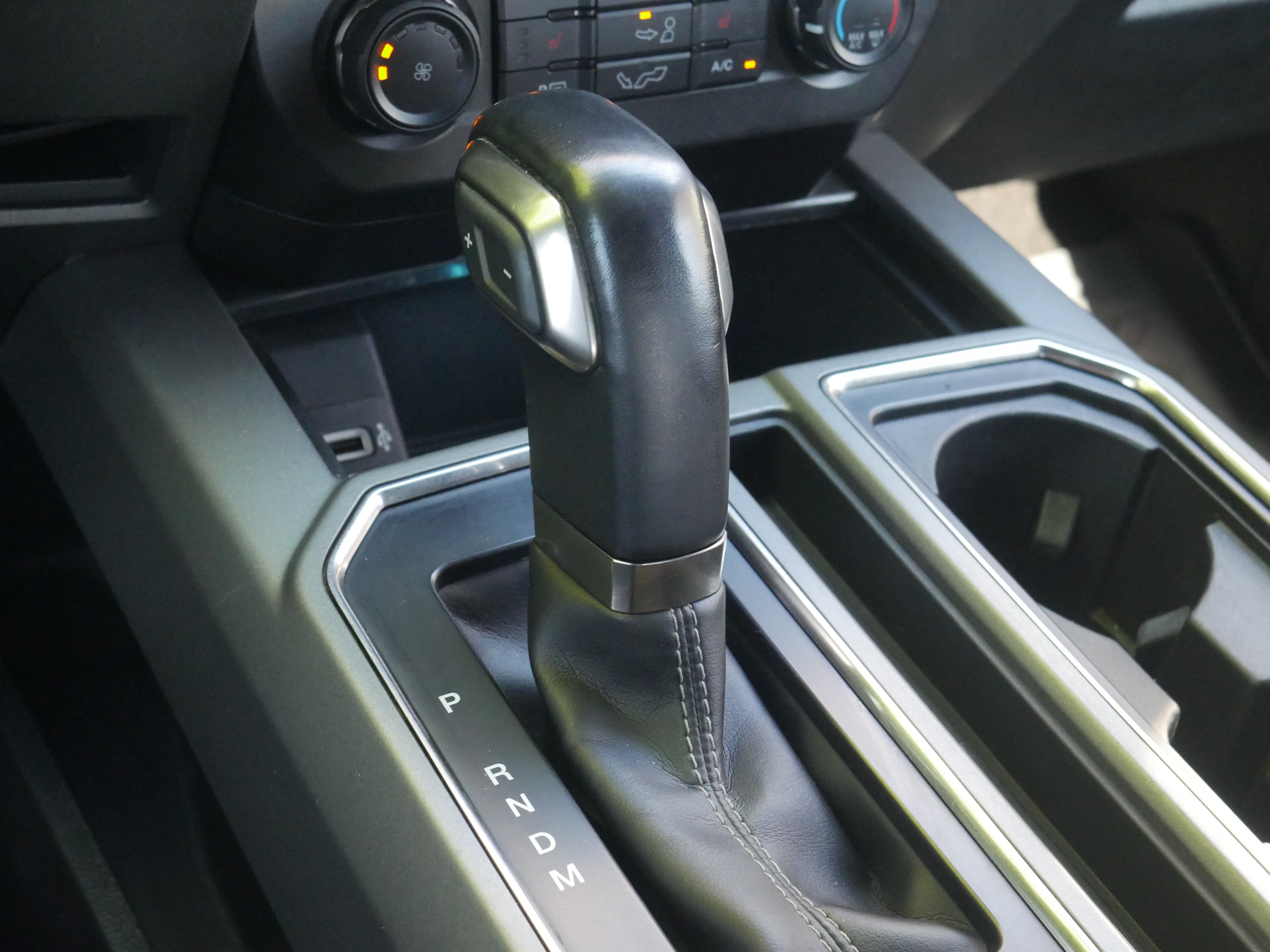 Used 2019 Ford F150 Raptor AWD/4WD image 15