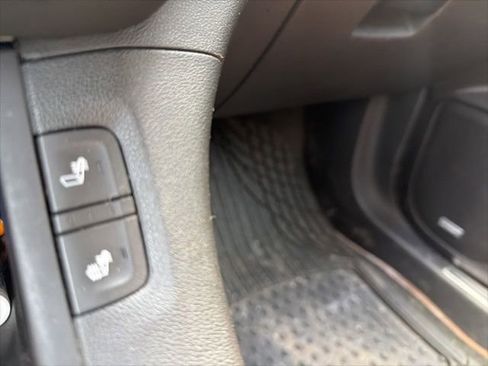 Used 2017 GMC Acadia SLT image 23