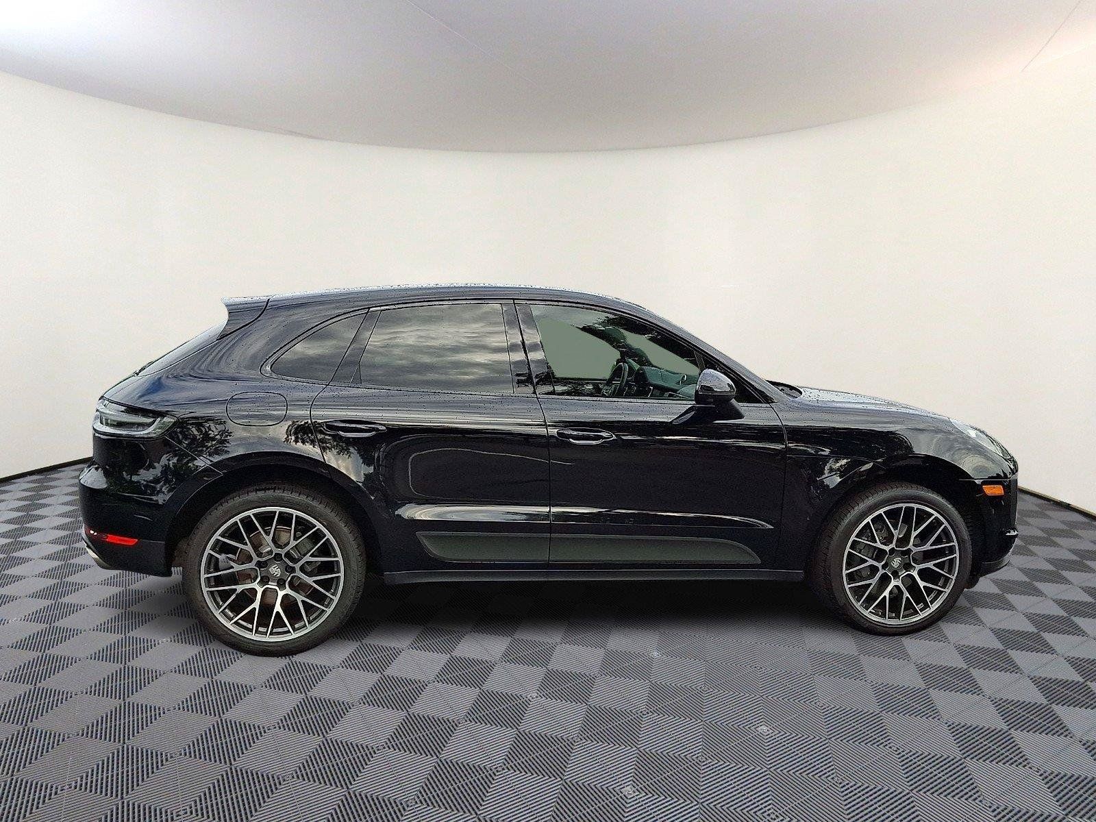 Used 2021 Porsche Macan S AWD/4WD image 7