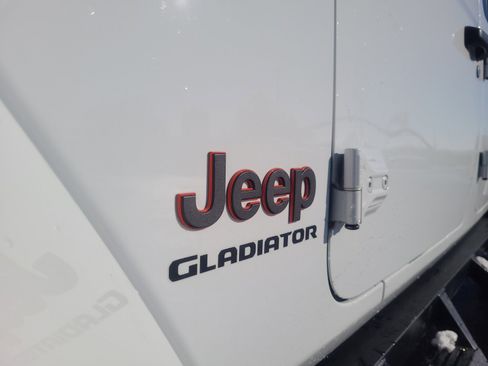 Used 2021 Jeep Gladiator Mojave w/ LED Lighting Group image 23