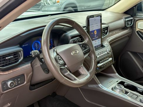 Used 2020 Ford Explorer Platinum AWD/4WD image 25
