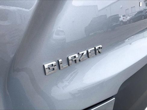 Used 2024 Chevrolet Blazer LT FWD image 30