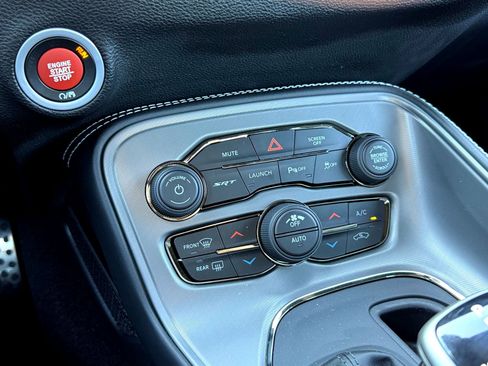 Used 2023 Dodge Challenger SRT Hellcat image 33