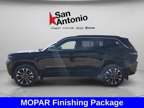 New 2025 Jeep Grand Cherokee Overland w/ Trailer Tow Package AWD/4WD image 5
