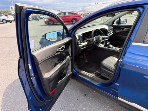 Used 2023 Kia Sportage EX AWD/4WD image 14