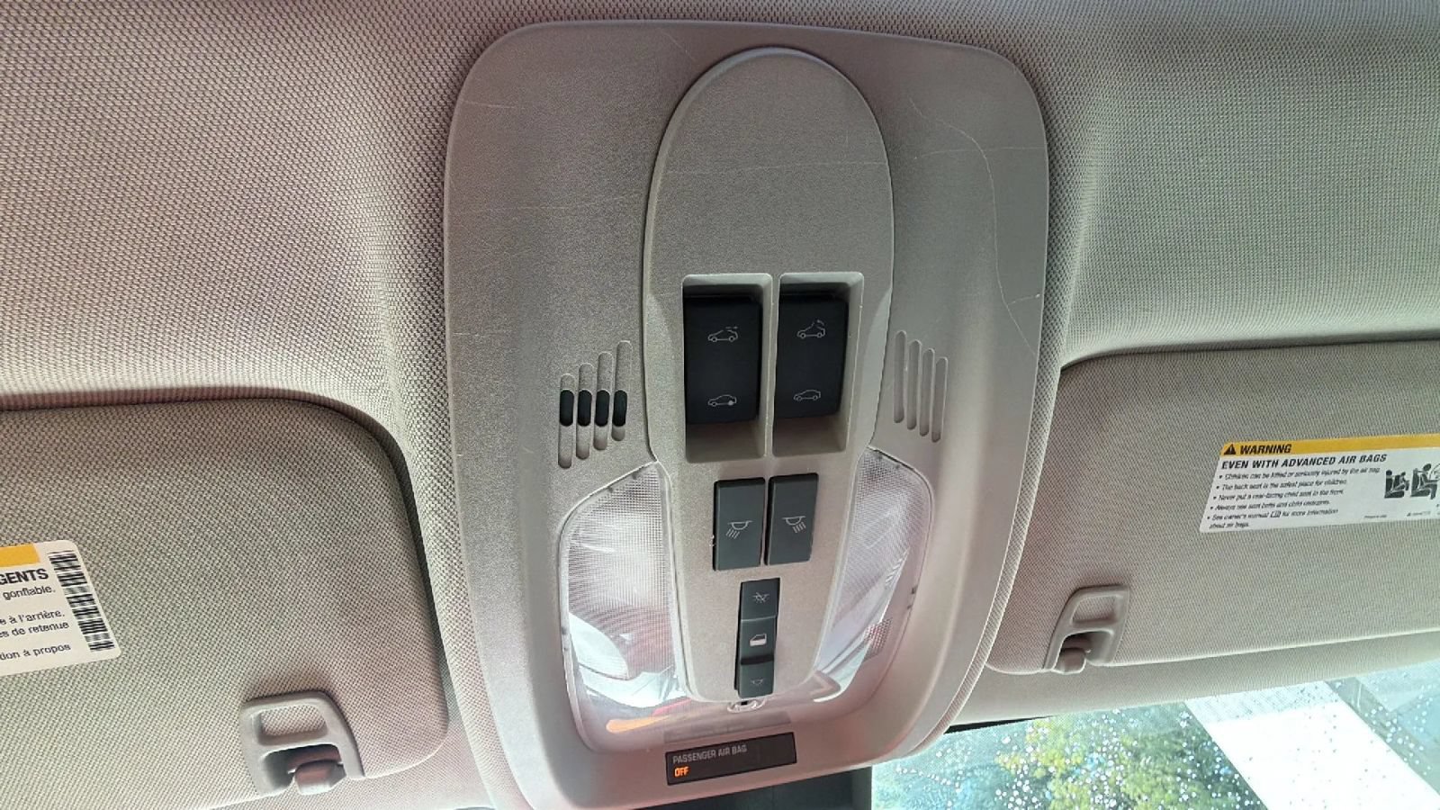 Used 2012 Chevrolet Equinox LT AWD/4WD image 32