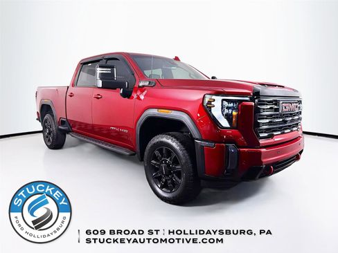 Used 2024 GMC Sierra 2500 AT4 AWD/4WD image 1