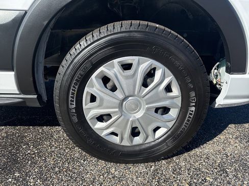 Used 2023 Ford Transit 350 XLT image 21