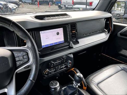 Used 2022 Ford Bronco Badlands AWD/4WD image 6