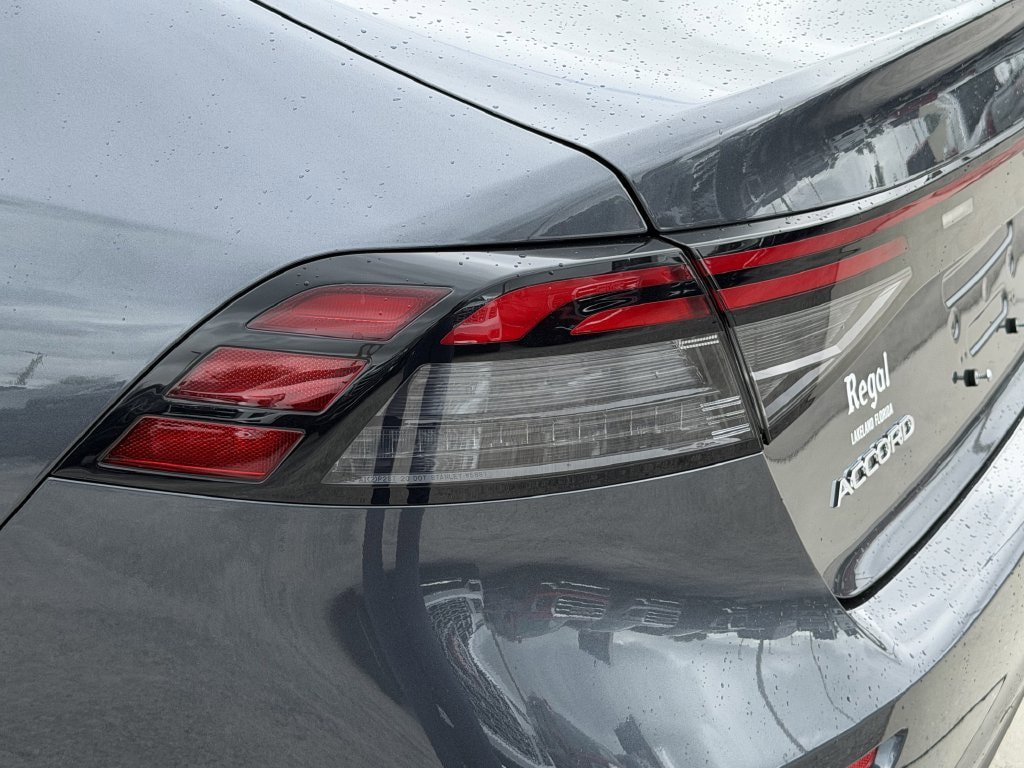 Used 2025 Honda Accord SE image 8