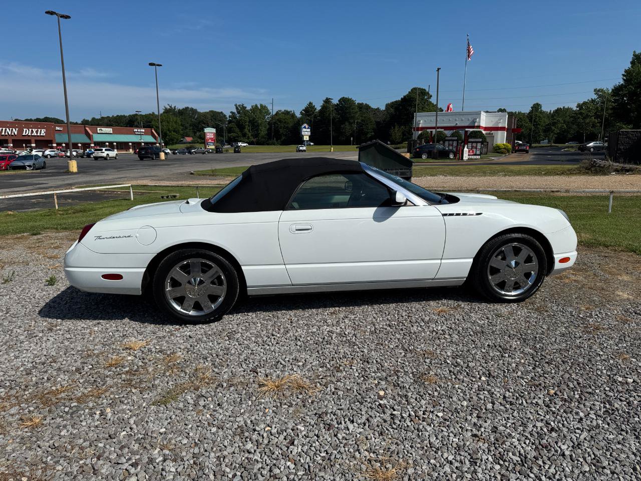 Used 2003 Ford Thunderbird RWD image 2