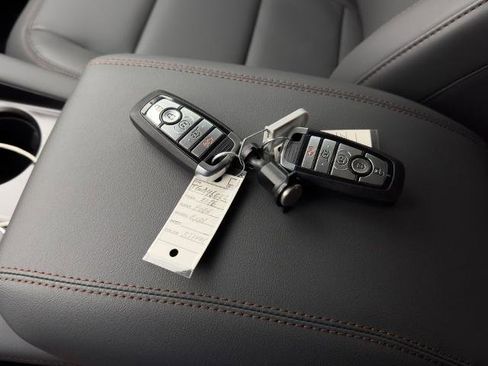 New 2026 Ford Explorer Active w/ Active Comfort Package image 34