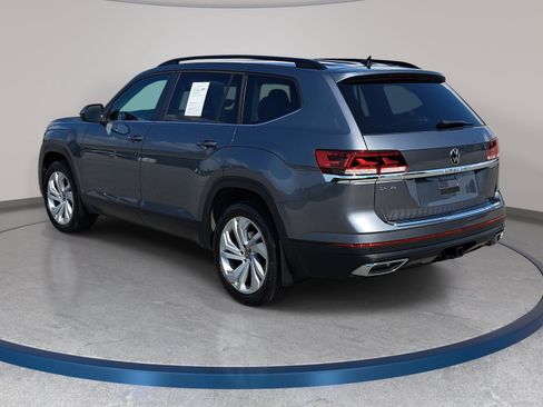 Certified 2023 Volkswagen Atlas SE w/ Panoramic Sunroof Package FWD image 7