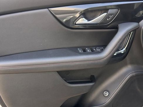 Used 2021 Chevrolet Blazer RS w/ Driver Confidence II Package image 14