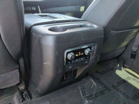 Used 2021 GMC Yukon Denali w/ Denali Premium Package AWD/4WD image 26