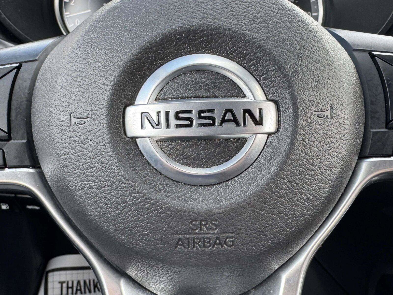 Used 2021 Nissan Versa SR w/ Convenience Package FWD image 23
