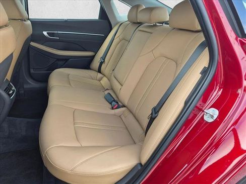 Used 2025 Hyundai Sonata Limited FWD image 21