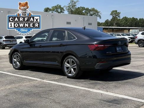 Used 2022 Volkswagen Jetta SE FWD image 7