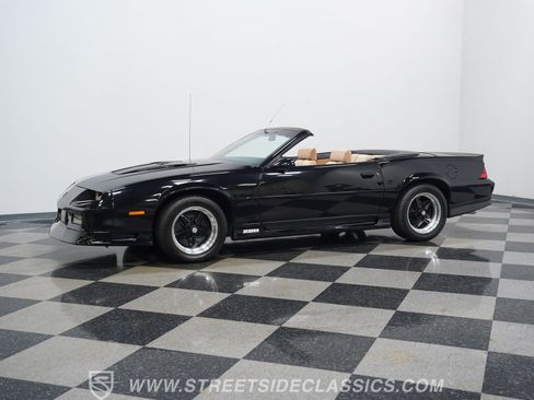 Used 1991 Chevrolet Camaro Z28 RWD image 8