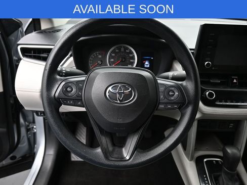 Used 2022 Toyota Corolla Cross L AWD/4WD image 14