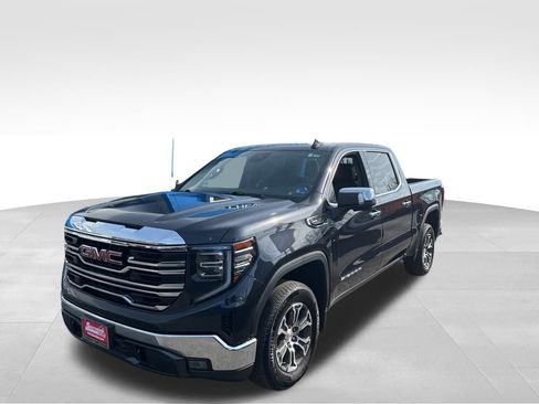 Used 2025 GMC Sierra 1500 SLT image 34