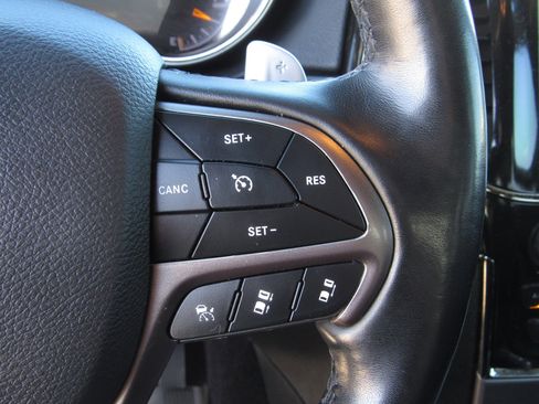 Used 2021 Jeep Grand Cherokee Limited X image 27