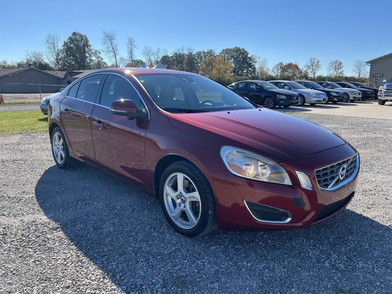 Used 2012 Volvo S60 T5 FWD image 1