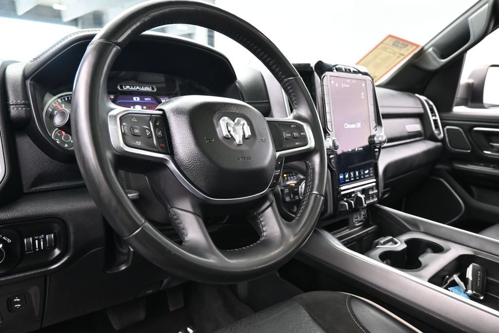 Used 2021 RAM 1500 Laramie AWD/4WD image 12